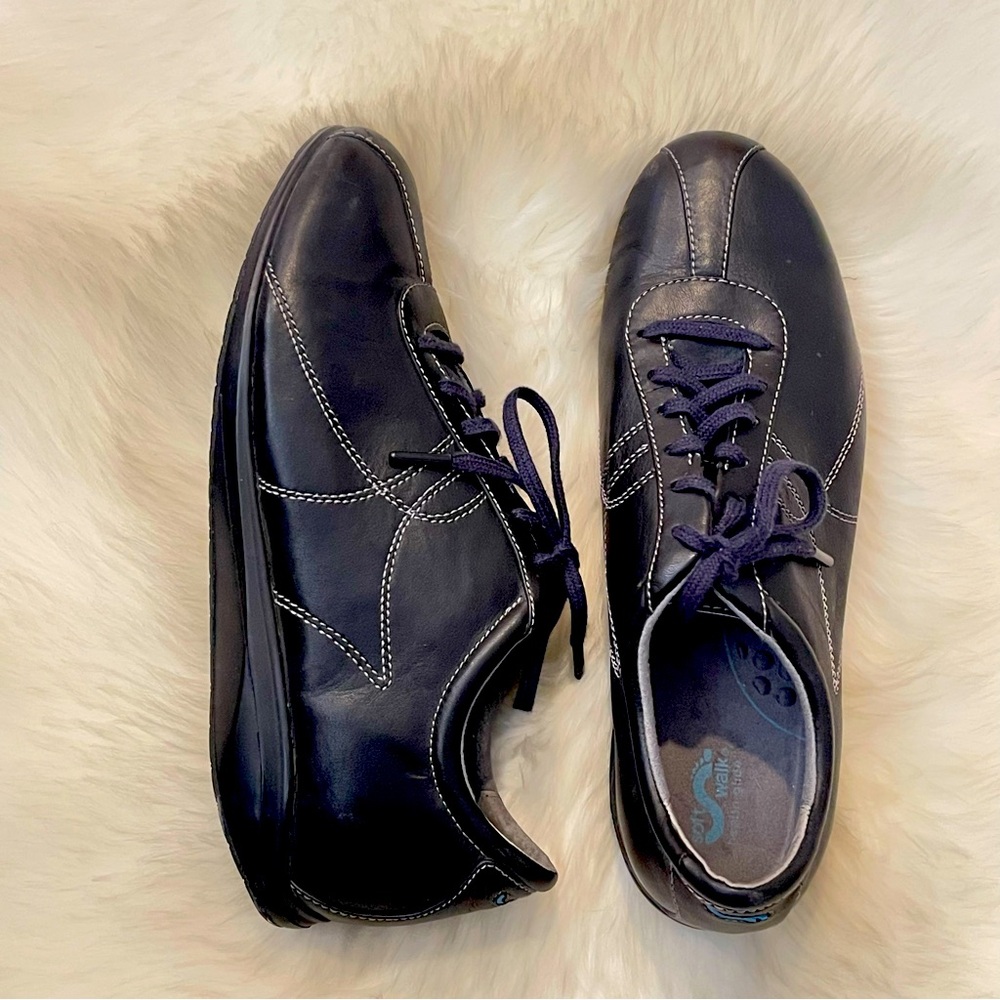 Soft Walk Health Glide Shoes